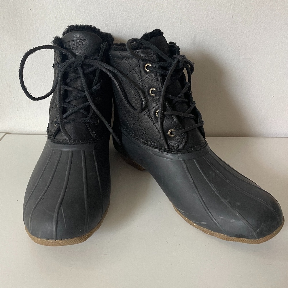 Sperry Women's Black Saltwater Winter Duck  Boot with Insulation Size 8.5